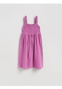 Reserved - Muślinowa sukienka midi - fioletowy. Kolor: fioletowy. Materiał: bawełna. Długość: midi #1