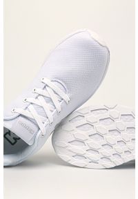 Kappa Buty kolor biały. Nosek buta: okrągły. Kolor: biały. Materiał: guma