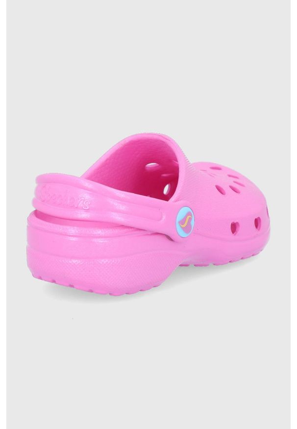 skechers - Skechers Klapki dziecięce kolor różowy. Nosek buta: okrągły. Kolor: różowy. Materiał: materiał. Wzór: gładki. Obcas: na obcasie. Wysokość obcasa: niski