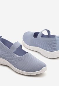 Born2be - Niebieskie Wsuwane Tenisówki z Ozdobnym Paskiem i Perforacją Zelsedi. Okazja: na co dzień. Zapięcie: bez zapięcia. Kolor: niebieski. Materiał: jeans. Sezon: lato. Styl: klasyczny, elegancki, casual #5