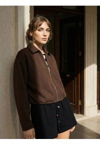 Sinsay - Luźne muślinowe szorty z kieszeniami - czarny. Kolor: czarny