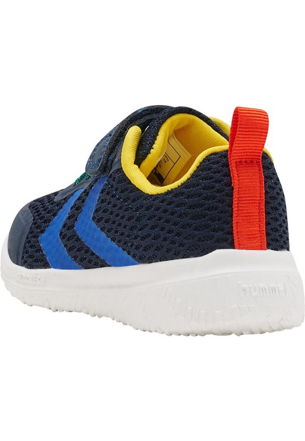 Sneakersy dla dzieci Hummel Actus Recycle. Kolor: niebieski. Sport: turystyka piesza