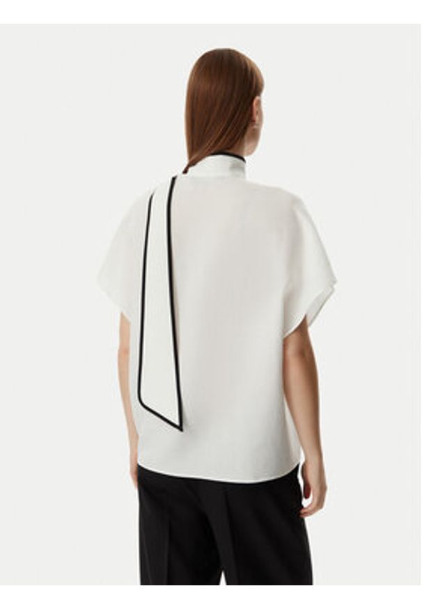 Karl Lagerfeld - KARL LAGERFELD Bluzka B2W11015 Kremowy Loose Fit. Typ kołnierza: dekolt w karo. Kolor: kremowy. Materiał: lyocell