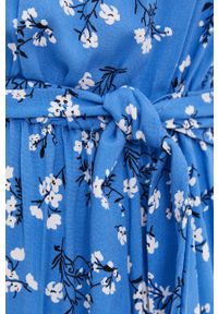 Answear Lab Sukienka maxi rozkloszowana. Kolor: niebieski. Materiał: tkanina. Długość rękawa: krótki rękaw. Typ sukienki: rozkloszowane. Styl: wakacyjny. Długość: maxi #6