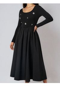 Sinsay - Sukienka maxi z ozdobnymi cyrkoniami - czarny. Kolor: czarny. Długość: maxi #1