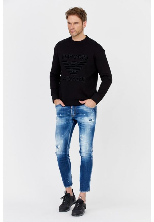 Emporio Armani - EMPORIO ARMANI Czarna bluza męska z aksamitnym logo, Rozmiar S. Kolor: czarny. Wzór: aplikacja