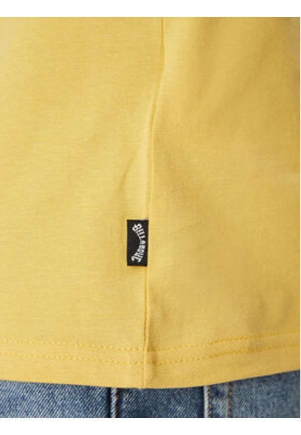 Billabong T-Shirt Brightness Ss EBYZT00306 Żółty Regular Fit. Kolor: żółty. Materiał: bawełna
