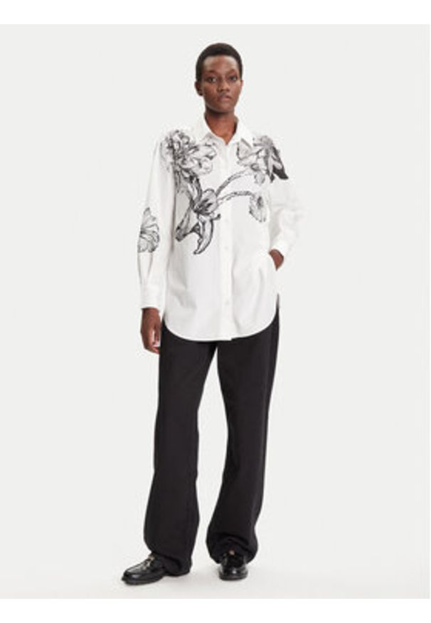 Desigual Koszula Byn Lacroix 25WWCW07 Biały Loose Fit. Kolor: biały. Materiał: bawełna