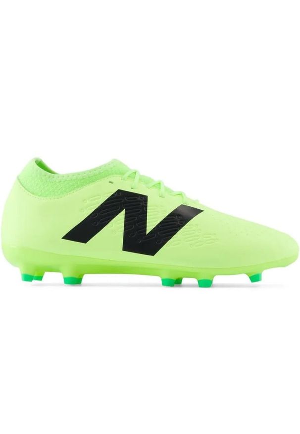 Buty New Balance Tekela V4+ Magique Fg ST3FL45 zielone. Kolor: zielony. Materiał: materiał, syntetyk. Szerokość cholewki: normalna. Sport: piłka nożna