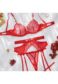 Intica - Komplet bielizny z ozdobnymi ramiączkami na specjalne okazje Rylee. Kolor: czerwony. Materiał: materiał #1