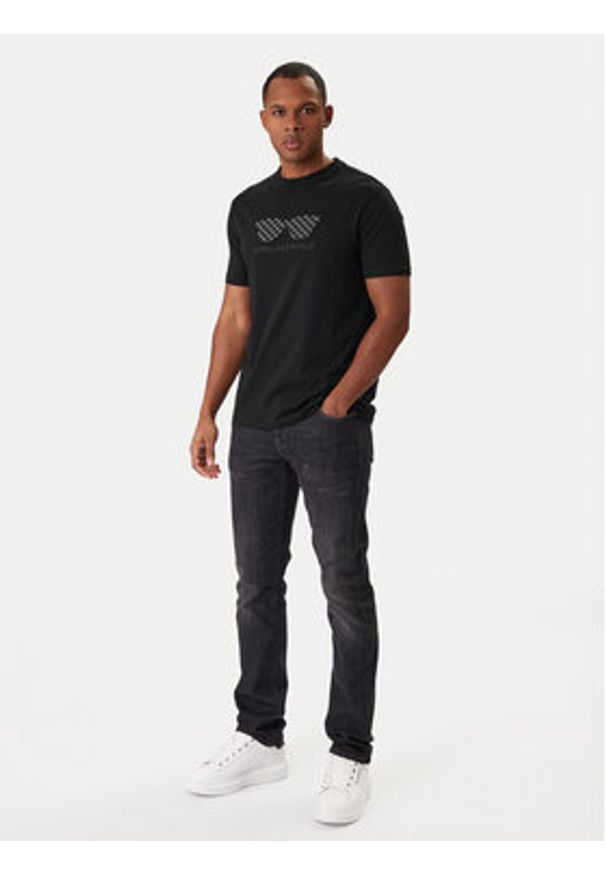 Karl Lagerfeld - KARL LAGERFELD T-Shirt 755070 561252 Czarny Regular Fit. Typ kołnierza: dekolt w karo. Kolor: czarny. Materiał: bawełna