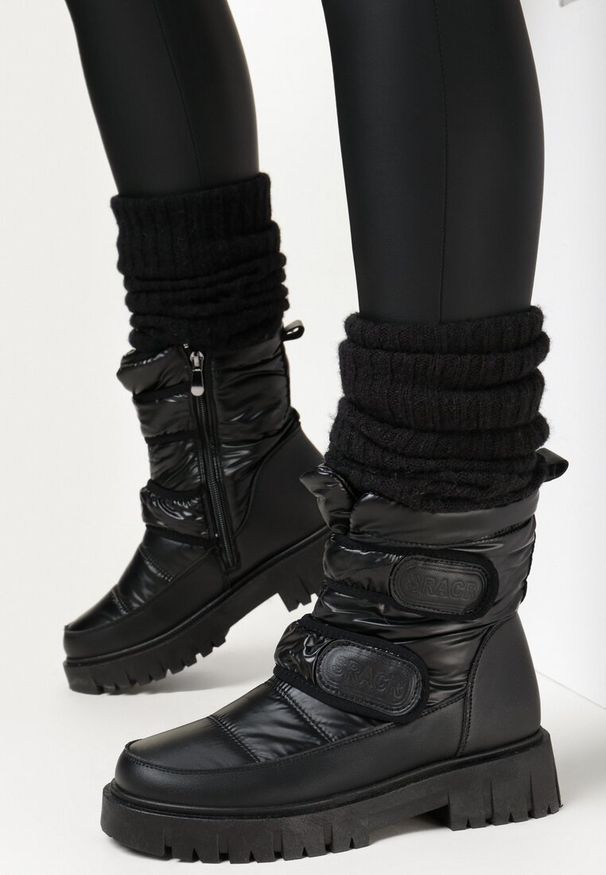 Born2be - Czarne Śniegowce na Rzepy Theman. Wysokość cholewki: za kostkę. Zapięcie: rzepy. Kolor: czarny. Materiał: materiał. Szerokość cholewki: normalna