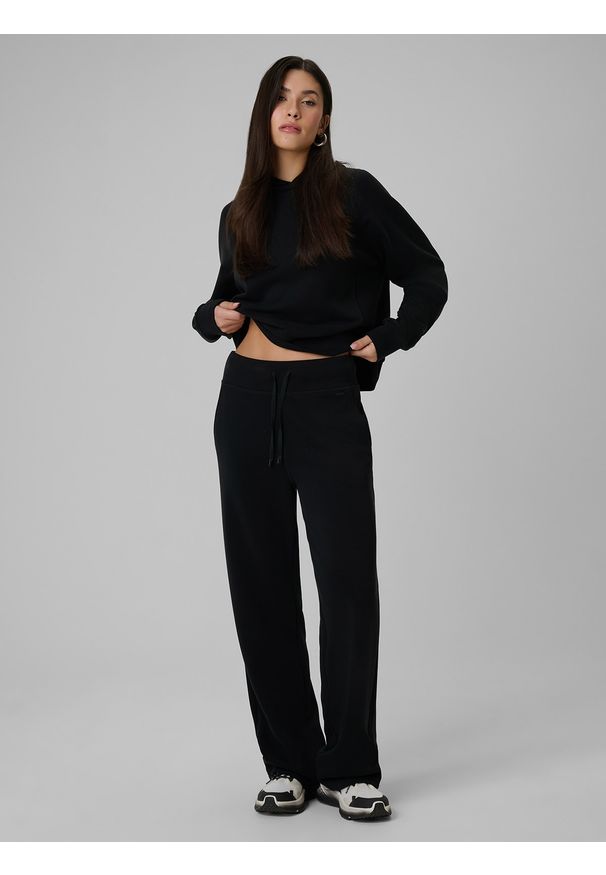 4f - 4F Spodnie dresowe z modalem damskie - czarne XXL. Stan: podwyższony. Kolor: czarny. Materiał: dresówka. Długość: do kostek. Wzór: gładki