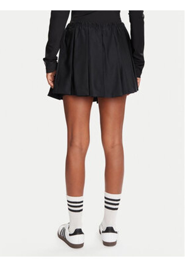 Adidas - adidas Spódnica mini Ribbon JX2554 Czarny Regular Fit. Kolor: czarny. Materiał: syntetyk
