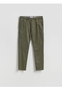 Reserved - Spodnie chino slim - jasny zielony. Kolor: zielony. Materiał: tkanina, bawełna