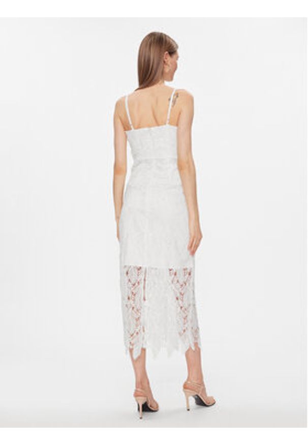 YAS Sukienka koktajlowa Toni 26032058 Biały Regular Fit. Kolor: biały. Materiał: syntetyk. Styl: wizytowy