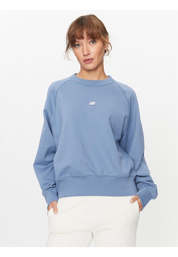 New Balance Bluza Athletics Remastered French Terry Crewneck WT31500 Beżowy Regular Fit. Kolor: beżowy. Materiał: bawełna