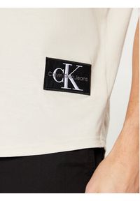 Calvin Klein Jeans T-Shirt Badge Turn Up Sleeve J30J323482 Écru Regular Fit. Materiał: bawełna #5