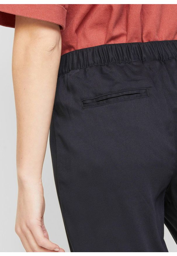 bonprix - Spodnie z gumką w talii, z miękkiej wiskozy. Kolor: czarny. Materiał: wiskoza