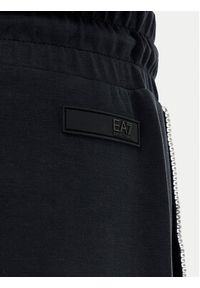 EA7 Emporio Armani Spodnie dresowe 7W000143 AF12643 UC001 Czarny Loose Fit. Kolor: czarny. Materiał: syntetyk #5