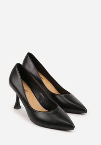 Renee - Czarne Czółenka na Geometrycznej Szpilce Iolissa. Okazja: na co dzień. Kolor: czarny. Wzór: geometria. Obcas: na obcasie. Styl: casual. Wysokość obcasa: średni #7