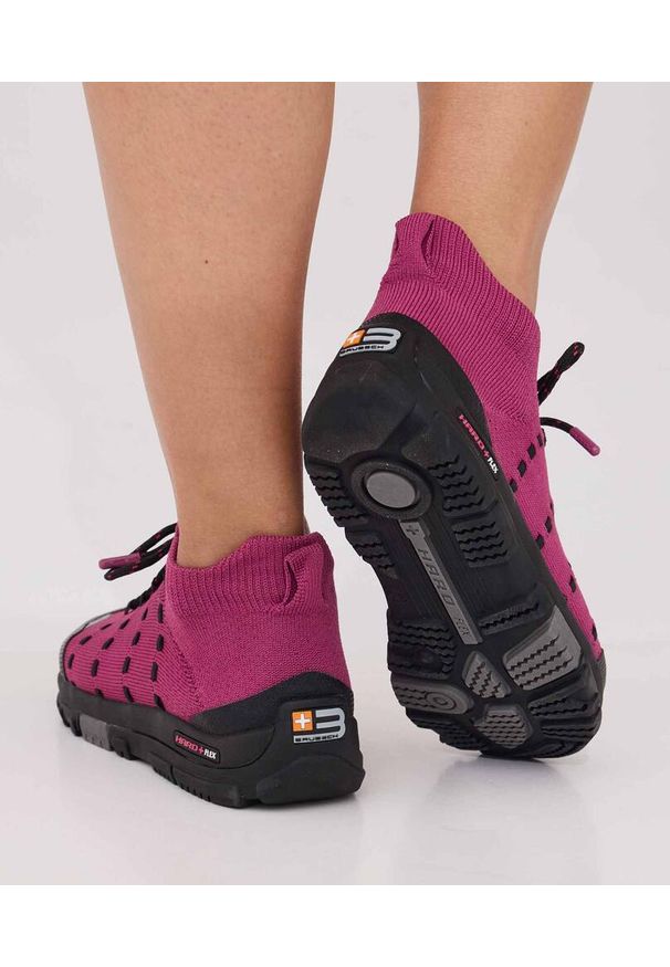 Buty turystyczne damskie wodoodporne Brubeck TREK MERINO. Okazja: na spacer. Kolor: różowy. Materiał: wełna. Szerokość cholewki: normalna. Styl: sportowy