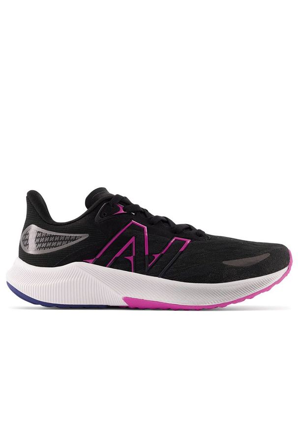 Buty New Balance FuelCell Propel v3 WFCPRCD3 - czarne. Kolor: czarny. Materiał: syntetyk, guma. Szerokość cholewki: normalna. Sport: bieganie, fitness