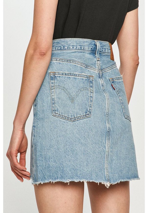 Levi's® - Levi's - Spódnica jeansowa. Okazja: na co dzień, na spotkanie biznesowe. Kolor: niebieski. Materiał: jeans. Styl: biznesowy, casual