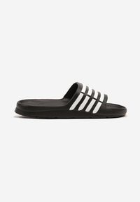 Born2be - Czarno-Białe Piankowe Klapki w Sportowym Stylu w Paski Zirivane. Okazja: na plażę, na co dzień, na spacer. Kolor: czarny. Wzór: paski. Sezon: lato. Styl: sportowy #5