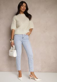 Renee - Jasnoniebieskie Jeansy Slim Regular Waist Ravionne. Kolor: niebieski. Styl: klasyczny