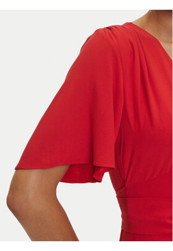 Tatuum Sukienka koktajlowa Matsea T2508.194 Czerwony Regular Fit. Kolor: czerwony. Materiał: wiskoza. Styl: wizytowy