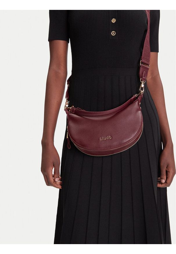 Liu Jo Torebka Ecs S Hobo AF5043 E0058 Bordowy. Kolor: czerwony. Materiał: skórzane