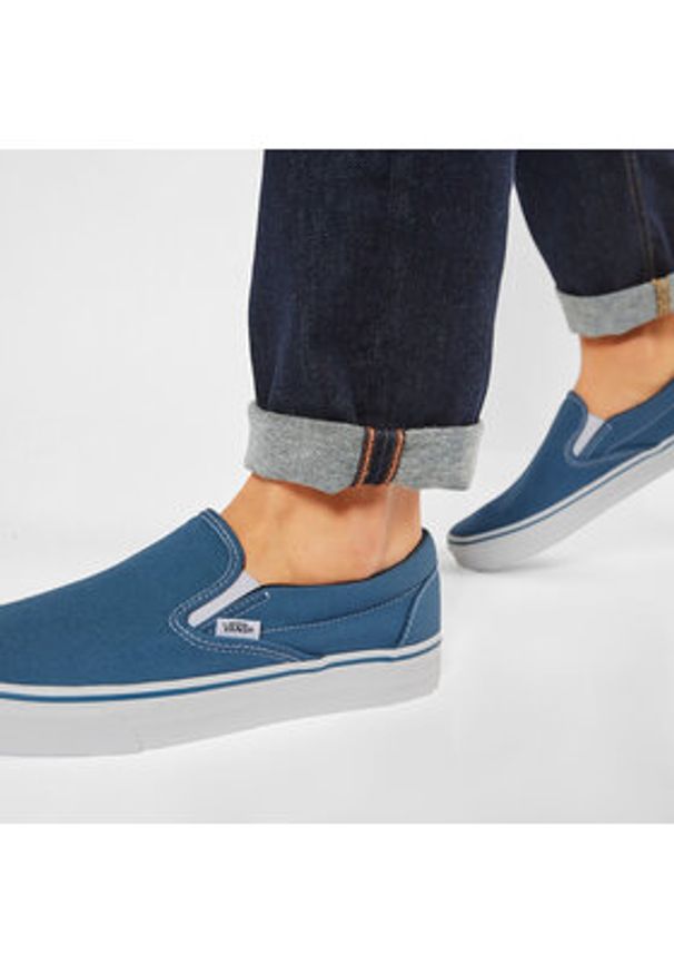 Vans Tenisówki Classic Slip-On VN-0ENVY Granatowy. Zapięcie: bez zapięcia. Kolor: niebieski. Materiał: materiał