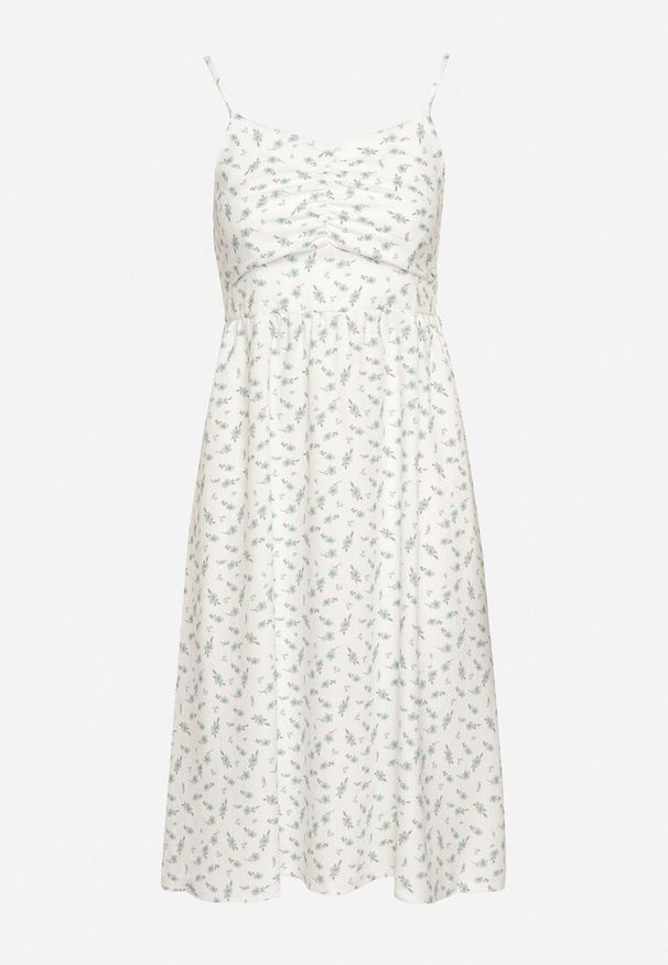 Born2be - Biało-Niebieska Rozkloszowana Sukienka w Drobne Kwiaty na Cienkich Ramiączkach Reteri. Okazja: na co dzień, na randkę. Typ kołnierza: dekolt w kształcie V. Kolor: biały. Materiał: jeans. Długość rękawa: na ramiączkach. Wzór: kwiaty. Styl: casual