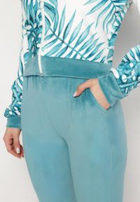 Born2be - Miętowy Komplet Dresowy z Weluru Bluza z Kapturem z Ozdobnym Wzorem i Spodnie Grouvia. Kolor: miętowy. Materiał: dresówka, welur #6