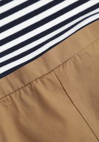 Born2be - Niebieska Rozkloszowana Sukienka z Bawełny z Górą w Paski Aethephaia. Okazja: na co dzień. Kolor: niebieski. Materiał: bawełna. Wzór: paski. Sezon: lato. Typ sukienki: proste, rozkloszowane. Styl: klasyczny, casual #4