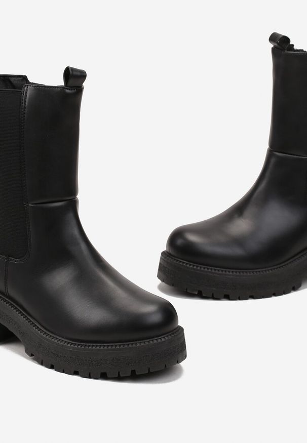 Born2be - Czarne Botki Sztyblety na Grubej Podeszwie Fistta. Okazja: na co dzień. Kolor: czarny. Styl: casual