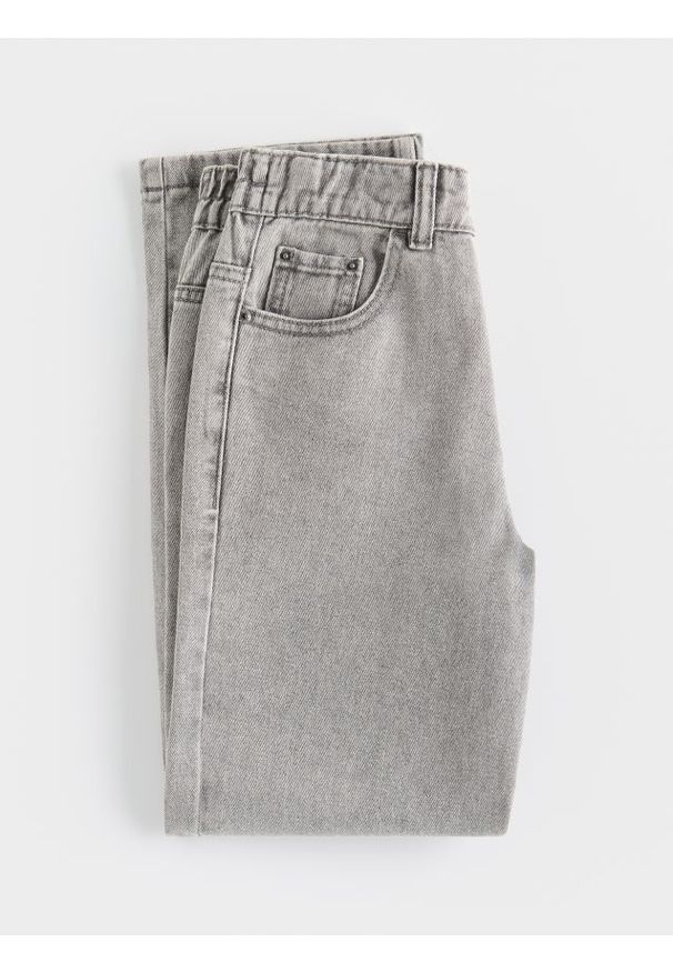 Reserved - Jeansy straight - jasnoszary. Kolor: szary