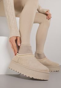 Born2be - Beżowe Śniegowce VICES na Grubej Podeszwie z Haftem i Skarpetkową Cholewką Enantia. Okazja: na co dzień. Kolor: beżowy. Materiał: jeans. Szerokość cholewki: normalna. Wzór: haft. Styl: casual, elegancki