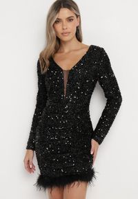 Born2be - Czarna Cekinowa Sukienka Mini z Głębokim Dekoltem z Siateczką i Piórami Stellira. Kolor: czarny. Styl: wizytowy. Długość: mini #1