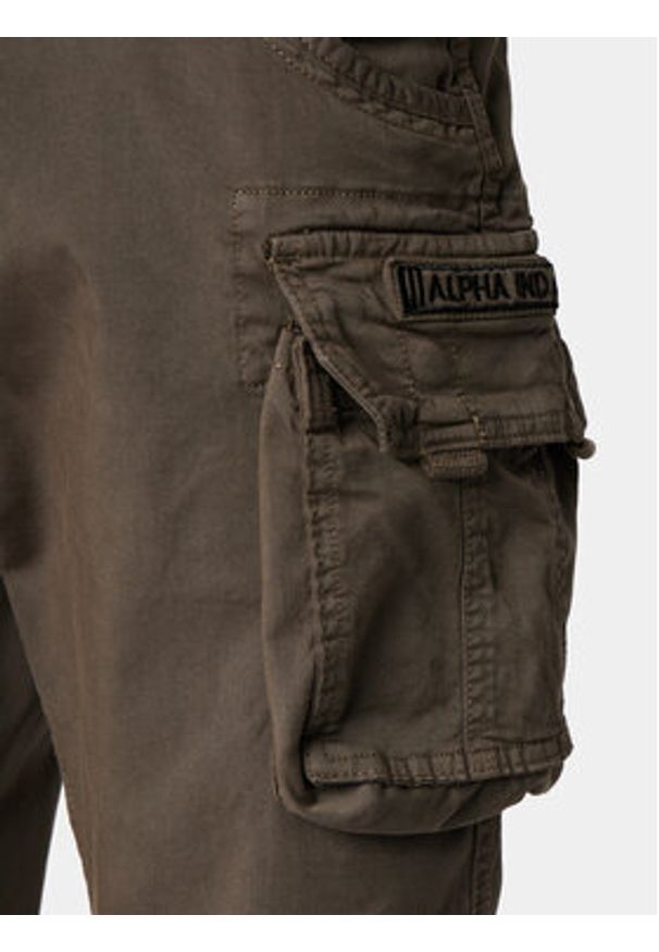 Alpha Industries Szorty materiałowe Crew 176203 Szary Slim Fit. Kolor: szary. Materiał: bawełna