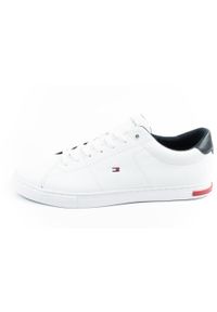 TOMMY HILFIGER - Buty sportowe męskie trampki Tommy Hilfiger Essential skóra. Kolor: biały. Materiał: skóra