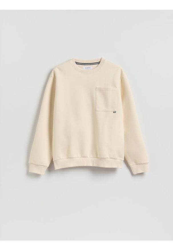 Reserved - Bluza regular z bawełną - złamana biel. Materiał: bawełna
