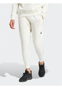 Adidas - adidas Spodnie dresowe Z.N.E. Premium IN1912 Biały Regular Fit. Kolor: biały. Materiał: bawełna, syntetyk