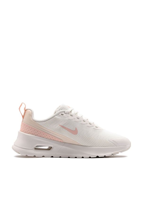 Nike - NIKE AIR MAX NUAXIS Sneakersy damskie. Okazja: na co dzień, na spacer. Kolor: beżowy. Materiał: guma, jeans, dresówka, materiał. Szerokość cholewki: normalna. Model: Nike Air Max. Sport: turystyka piesza