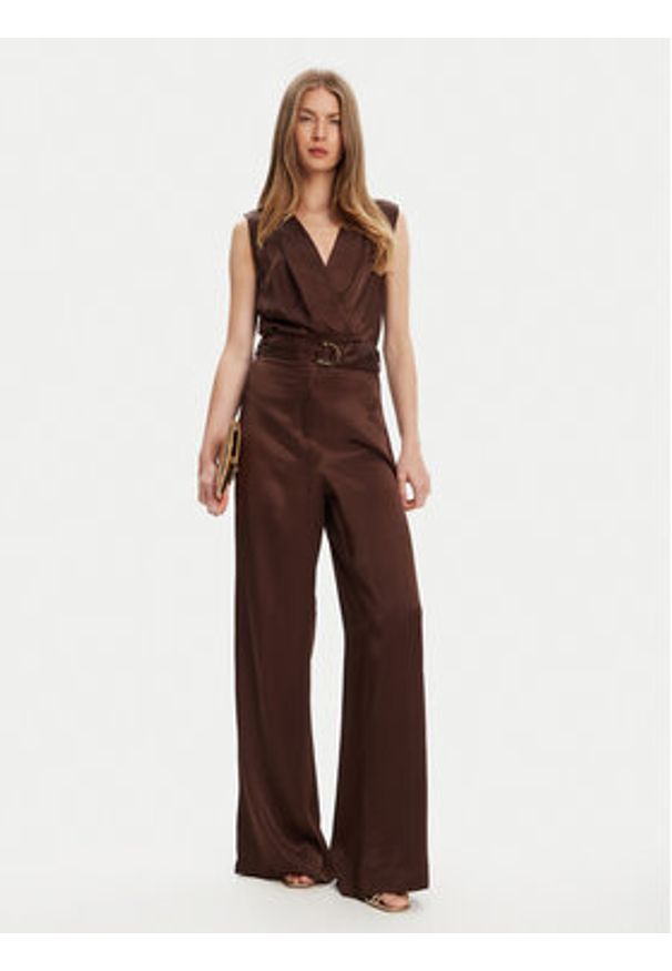 Marciano Guess Kombinezon 5YGD24 7350A Brązowy Regular Fit. Kolor: brązowy. Materiał: syntetyk, wiskoza