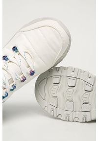 skechers - Skechers - Buty. Nosek buta: okrągły. Zapięcie: sznurówki. Kolor: biały. Materiał: syntetyk, materiał, skóra ekologiczna, guma. Szerokość cholewki: normalna #5