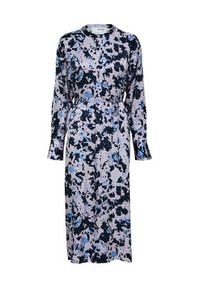 Selected Femme Sukienka codzienna Faronia 16088098 Fioletowy Loose Fit. Okazja: na co dzień. Kolor: fioletowy. Materiał: wiskoza. Typ sukienki: proste. Styl: casual #4