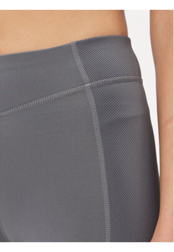 Reebok Szorty sportowe Yoga Performance IM4040 Szary Tight Fit. Kolor: szary. Materiał: syntetyk