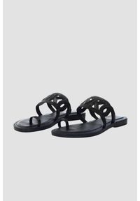 Michael Kors - MICHAEL KORS Czarne klapki Alma Flat Sandal, Rozmiar 38,5. Kolor: czarny #7